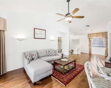 78 Bennington Drive - Photo Thumbnail 5
