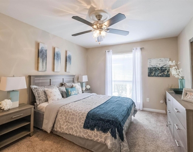 5900 N Braeswood Blvd - Photo Thumbnail 1