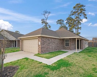 8814 Lar-ree Oaks Circle - Photo Thumbnail 2