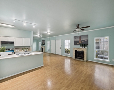 7326 Regency Square Court - Photo Thumbnail 2