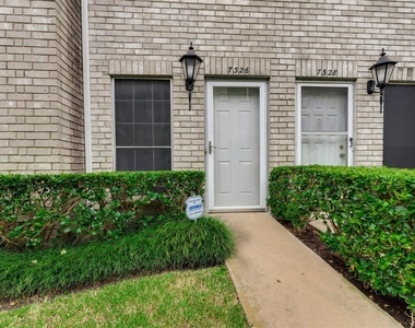 7326 Regency Square Court - Photo Thumbnail 12