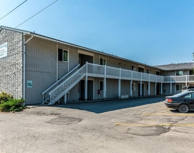 100 N Spokane Ave - Photo Thumbnail 5