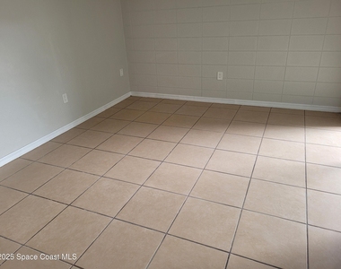 130 Bouganvillea Drive - Photo Thumbnail 6