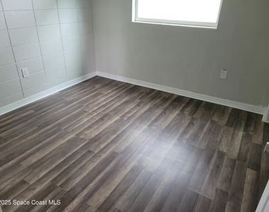 130 Bouganvillea Drive - Photo Thumbnail 4