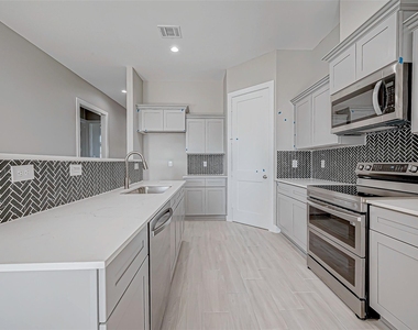 3635 Needville Avenue - Photo Thumbnail 16