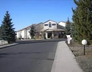 787 Nw Canal Blvd - Photo Thumbnail 2