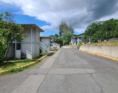 200 Rhine Village Drive - Photo Thumbnail 2