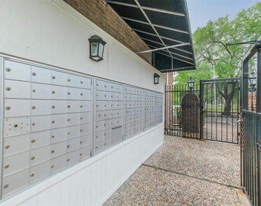 5900 N Braeswood Blvd - Photo Thumbnail 28