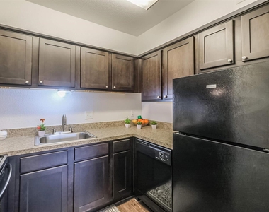 5900 N Braeswood Blvd - Photo Thumbnail 9
