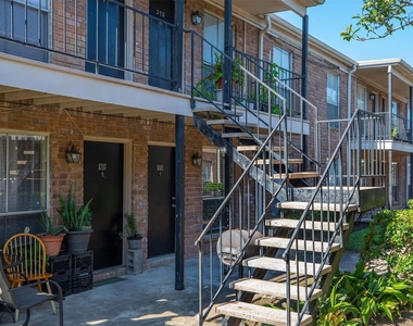 5900 N Braeswood Blvd - Photo Thumbnail 20