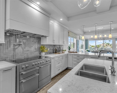455 Pinellas Bayway S - Photo Thumbnail 9