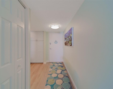 17920 Gulf Boulevard - Photo Thumbnail 2