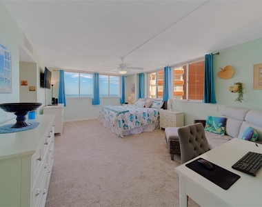17920 Gulf Boulevard - Photo Thumbnail 24
