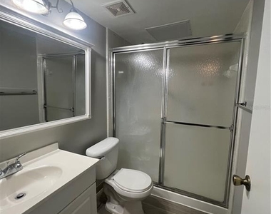 1512 S Pine Ridge Circle - Photo Thumbnail 10