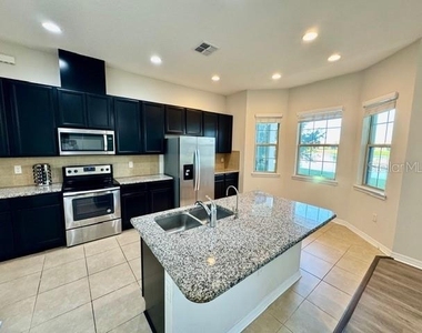 10264 Henbury Street - Photo Thumbnail 8
