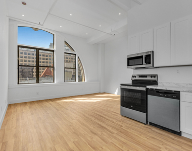 Willoughby Street/ jay st - Photo Thumbnail 1