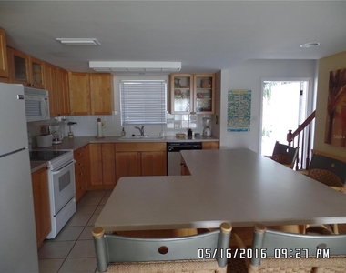 815 Ocean Shore Boulevard - Photo Thumbnail 5