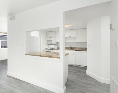 22291 Westchester Boulevard - Photo Thumbnail 1