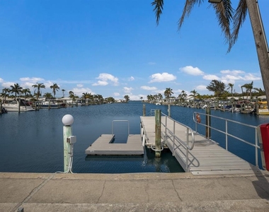 573 Spanish Drive N - Photo Thumbnail 27