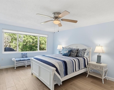 573 Spanish Drive N - Photo Thumbnail 15