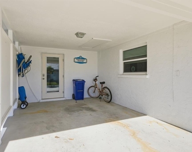 573 Spanish Drive N - Photo Thumbnail 35