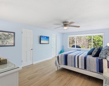 573 Spanish Drive N - Photo Thumbnail 14