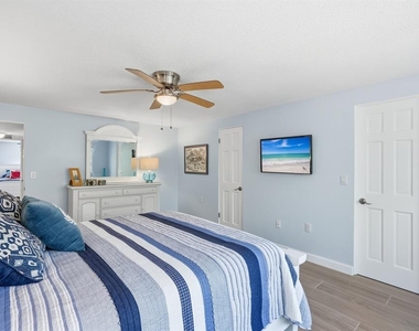573 Spanish Drive N - Photo Thumbnail 16