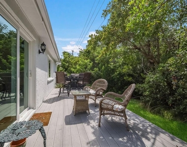 573 Spanish Drive N - Photo Thumbnail 36
