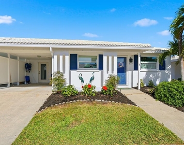 573 Spanish Drive N - Photo Thumbnail 31