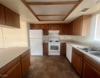 1441 Star Road - Photo Thumbnail 3
