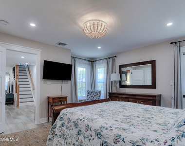 83 Broadway - Photo Thumbnail 26