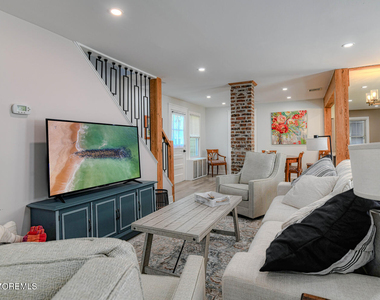 83 Broadway - Photo Thumbnail 13