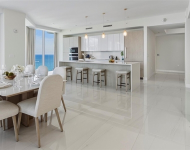 3100 N Ocean Drive - Photo Thumbnail 6