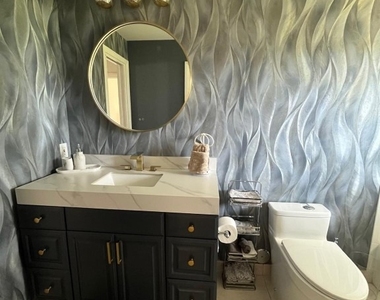556 Se 15th Avenue - Photo Thumbnail 31