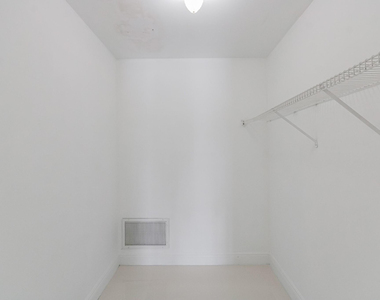 2810 Ne 60th Street - Photo Thumbnail 23