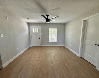 3824 Patman Street - Photo Thumbnail 10