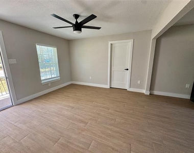 3824 Patman Street - Photo Thumbnail 13