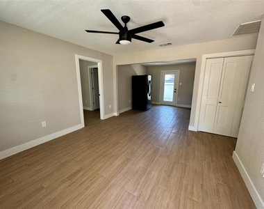 3824 Patman Street - Photo Thumbnail 9