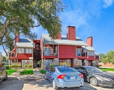 9839 Walnut Street - Photo Thumbnail 2