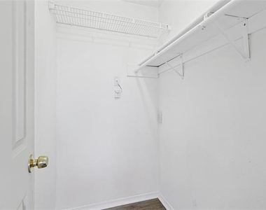9839 Walnut Street - Photo Thumbnail 20
