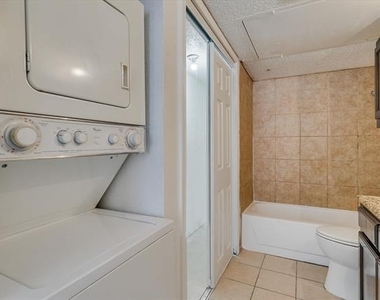 9825 N Walnut Street - Photo Thumbnail 20