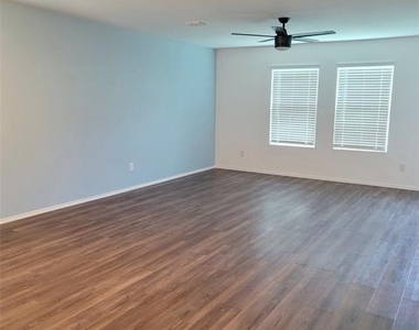 1213 Wildflower Street - Photo Thumbnail 11