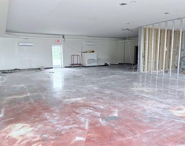 1201 W Reno Avenue - Photo Thumbnail 3