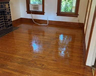 1410 Nw 25th Street - Photo Thumbnail 1