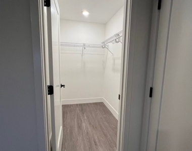 8016 Santa Fe Springs - Photo Thumbnail 29