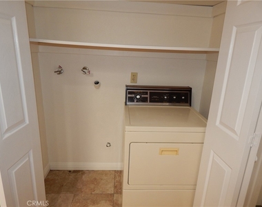11834 Gilmore - Photo Thumbnail 20