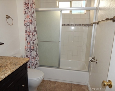11834 Gilmore - Photo Thumbnail 23