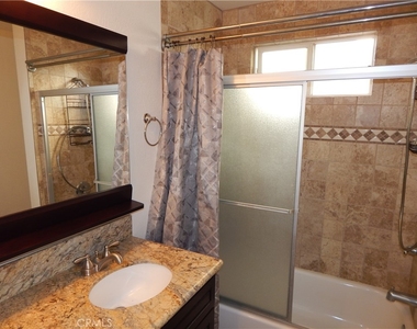 11834 Gilmore - Photo Thumbnail 14