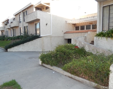 11834 Gilmore - Photo Thumbnail 1