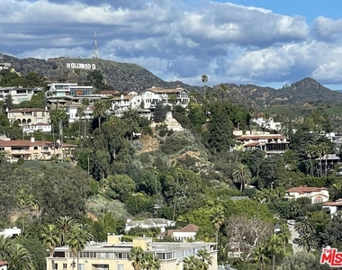 7250 Franklin Avenue - Photo Thumbnail 38
